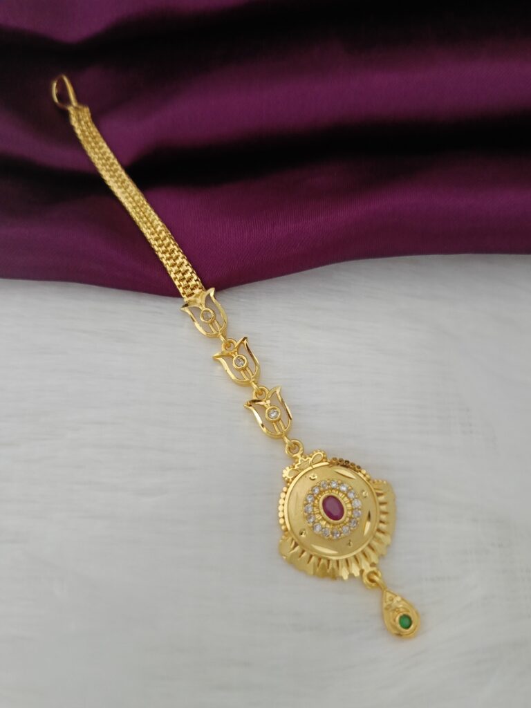 Gold look tikka