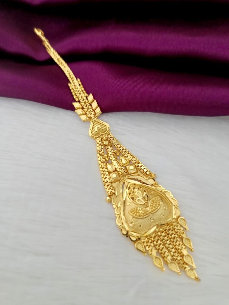 Gold look tikka