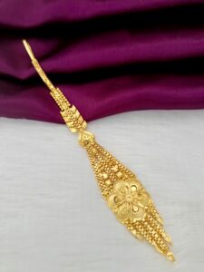 Gold look tikka