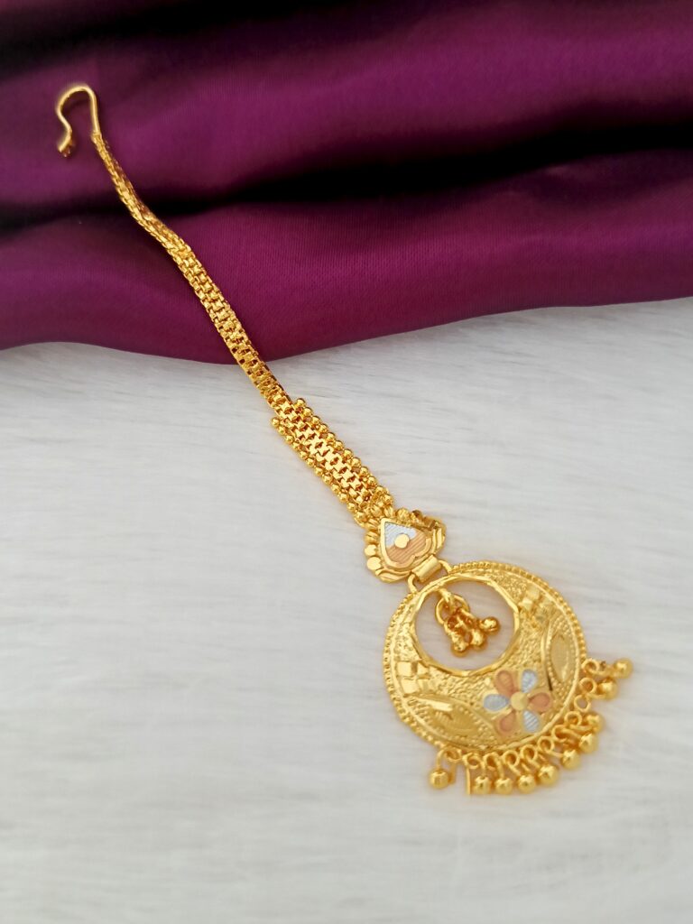 Gold look tikka