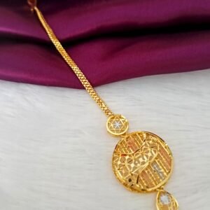 Cute gold look tikka