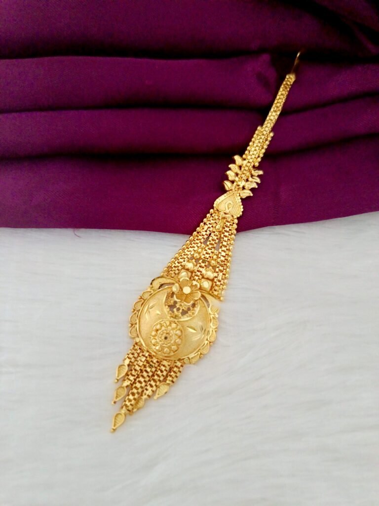 Gold plated tikka