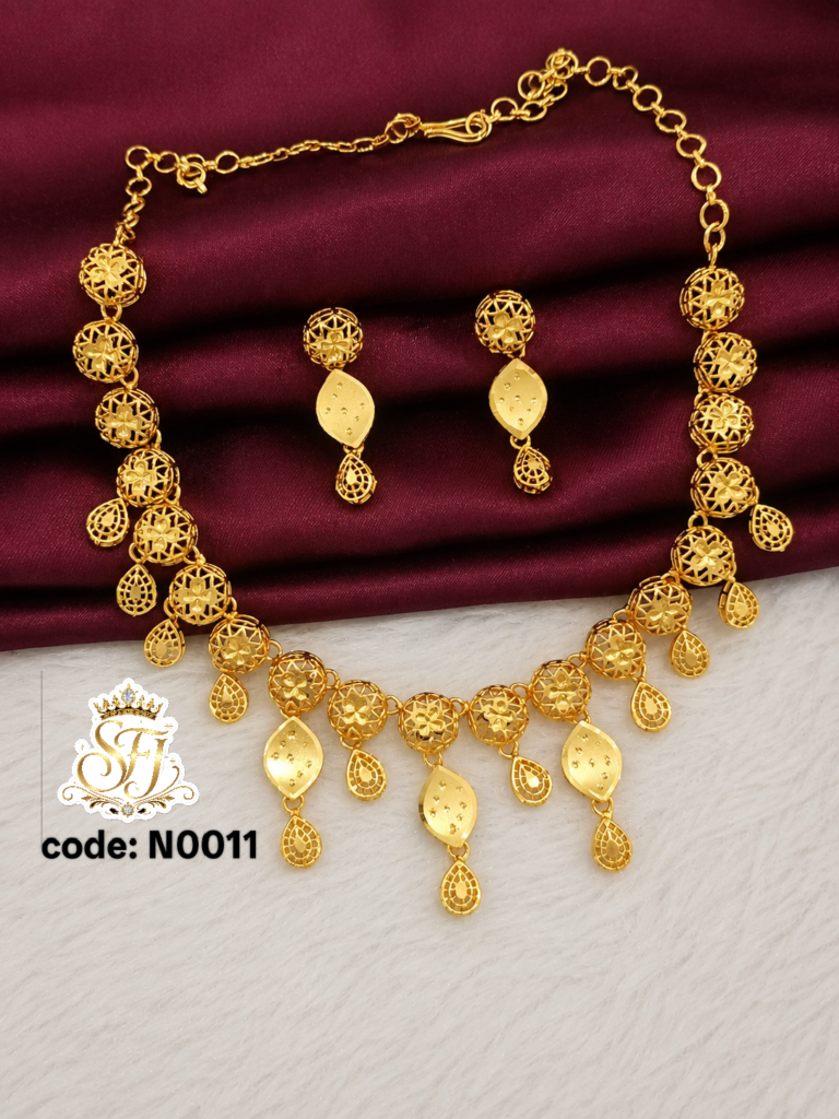 Grand turkish necklace