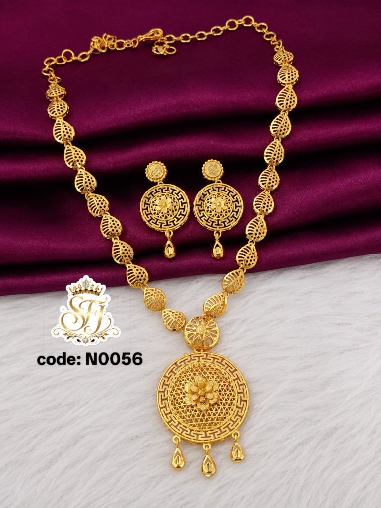 Simple turkish necklace