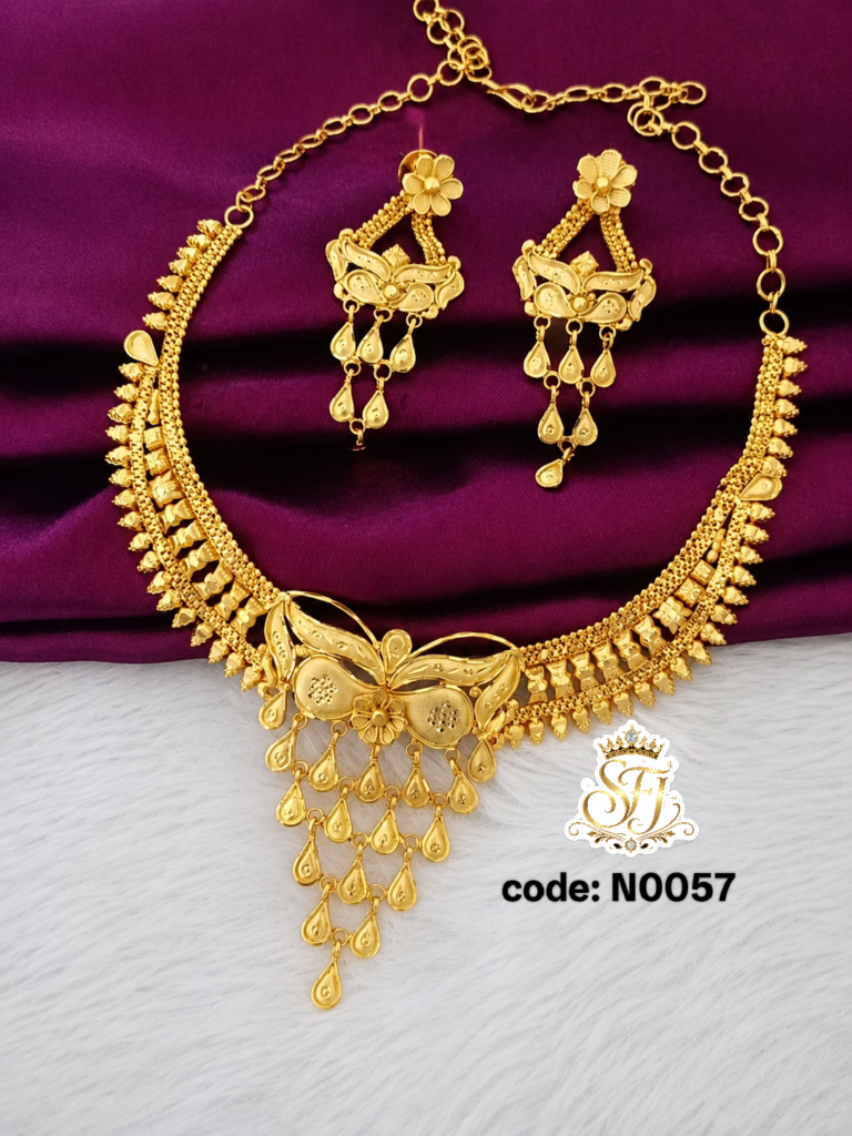 Gold plated necklace