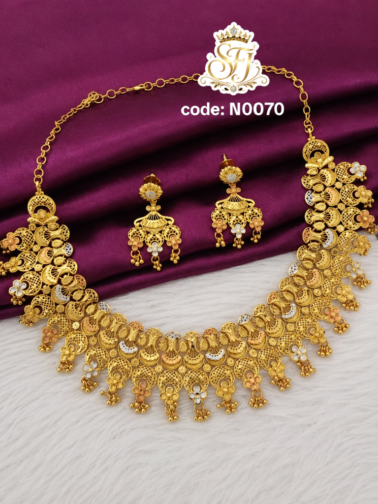 Gold plated necklace