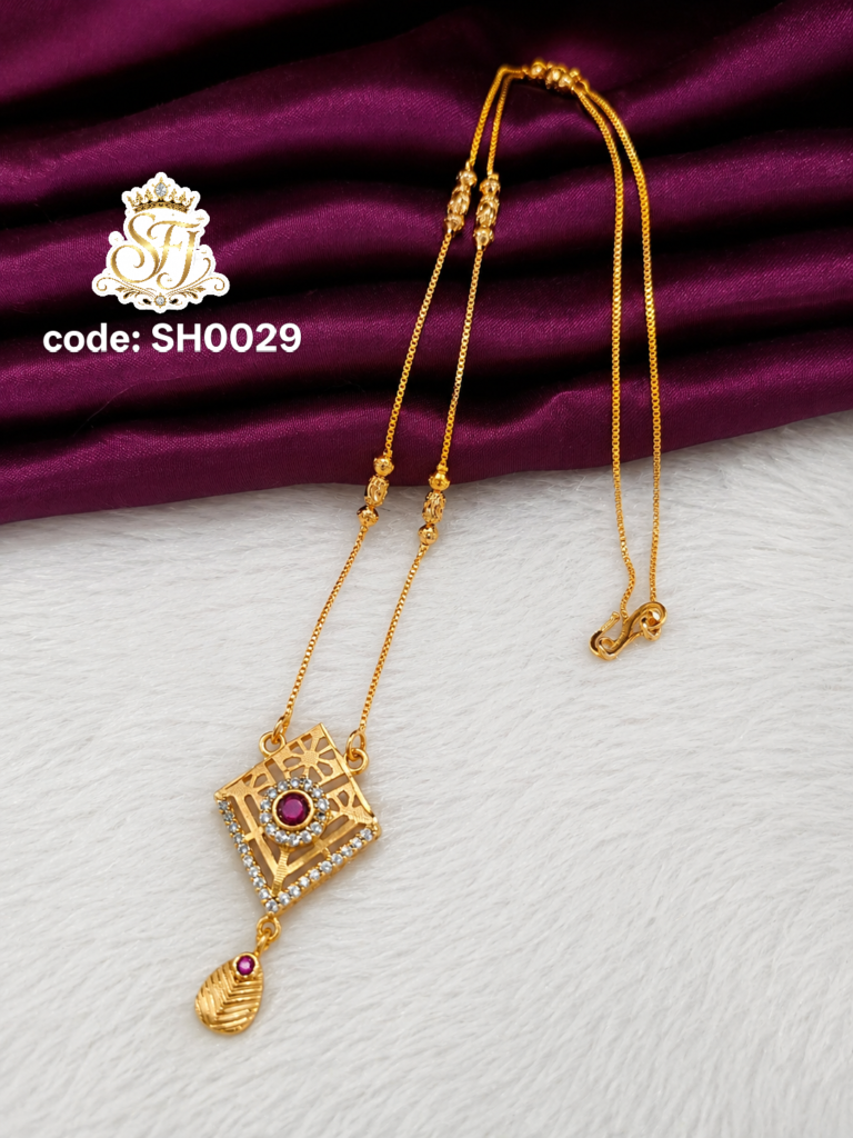 Square cut deisgner pendent chain
