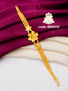 Elegant flower charm chain bracelet