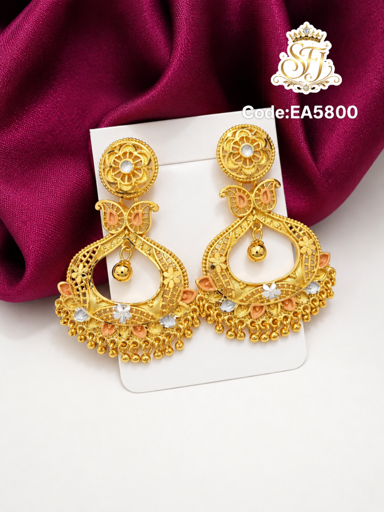 Trational look earring