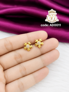 Star deisgn stud earrings