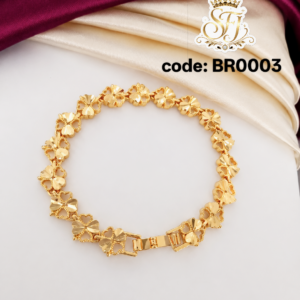 Elegant flower bracelet