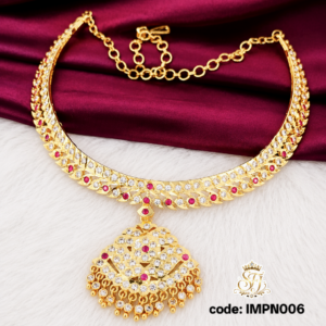 Traditional jewellery choker set