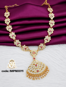 Impone stone attigai necklace