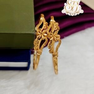 Fast moving bangle