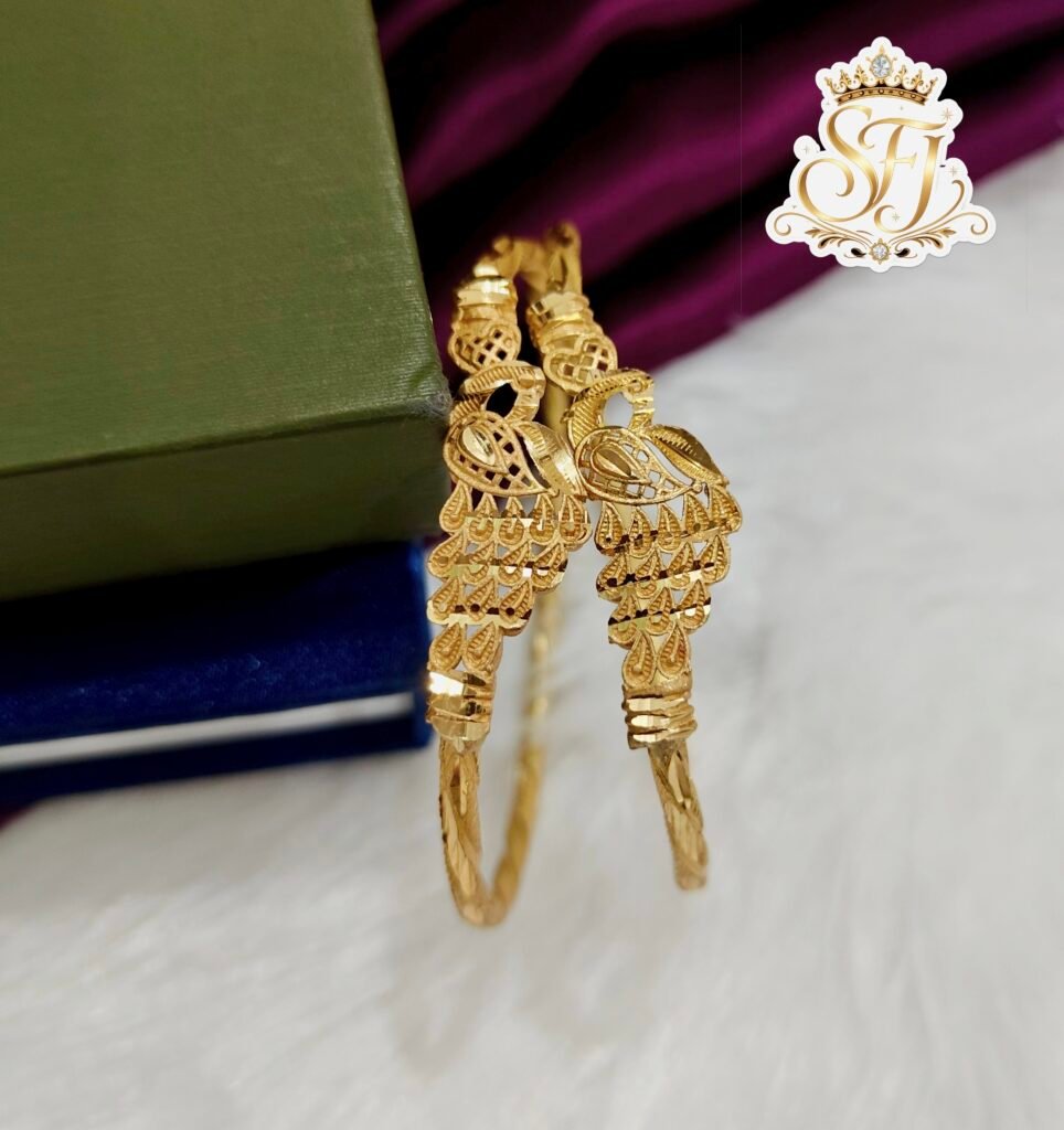 Peacock design bangle