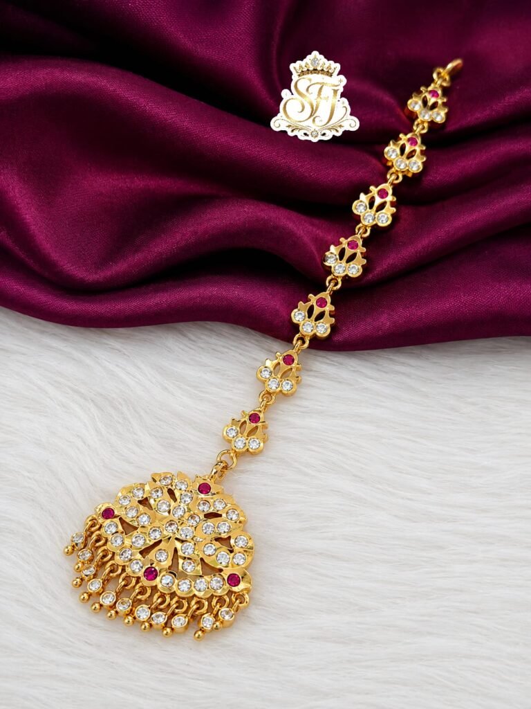 Royal gold finish Tikka