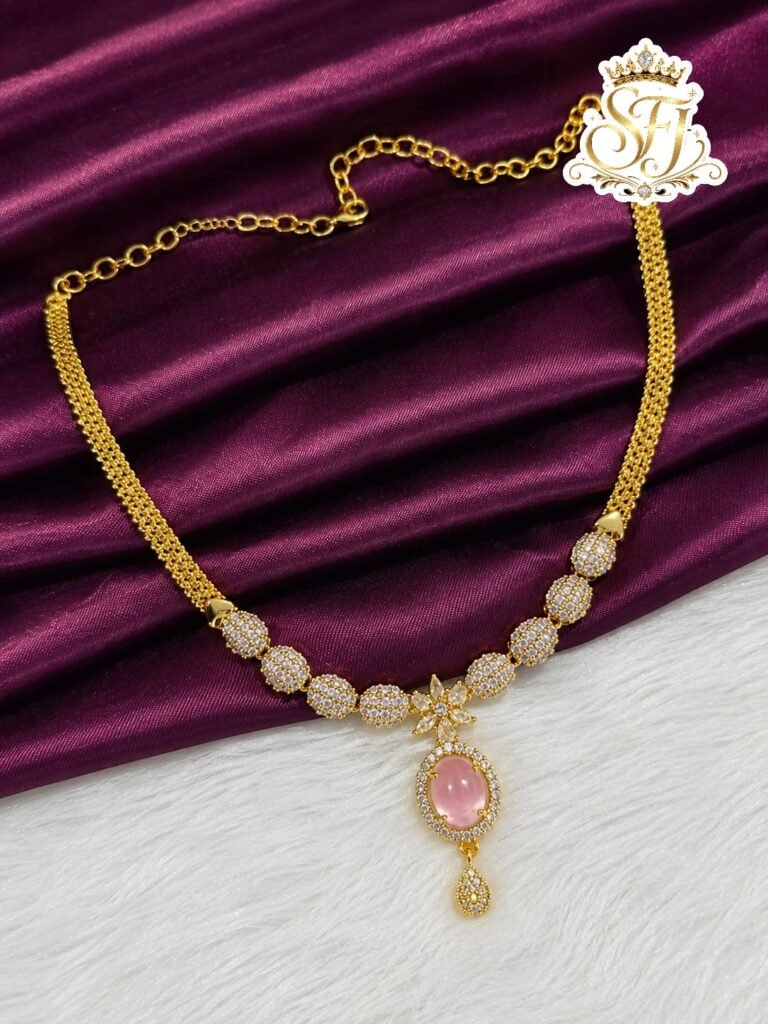trendy necklace