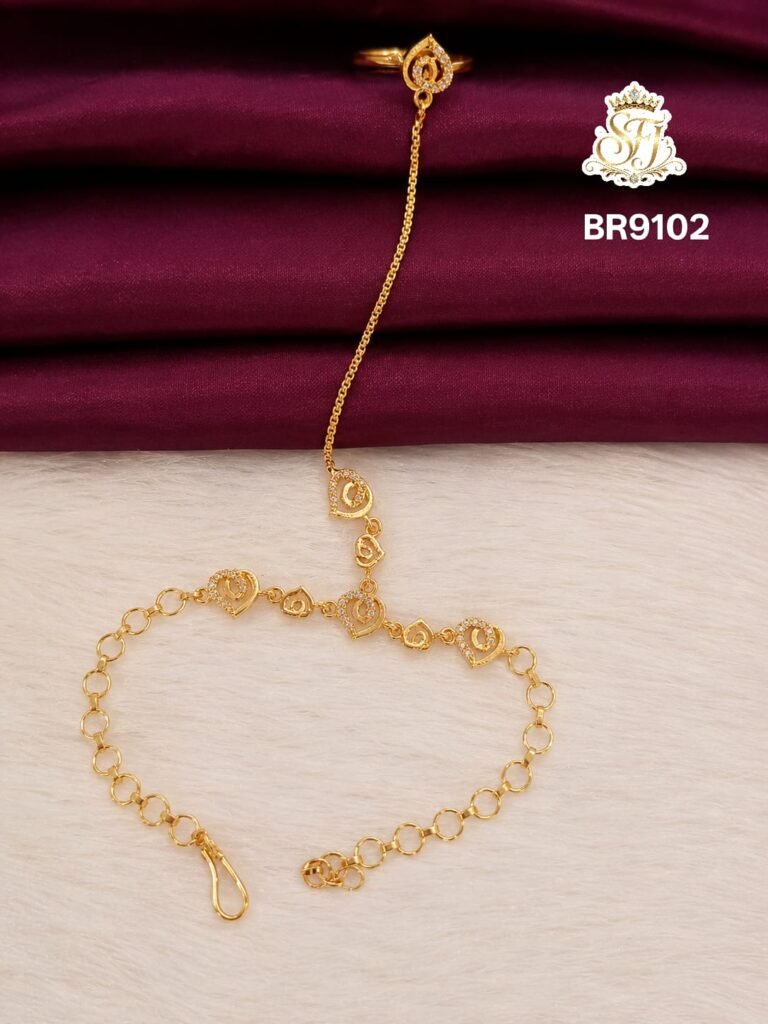 Heart design bracelete Ring