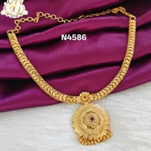 CLASSIC PENDENT NECKLACE