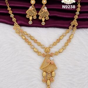 Elegant Dual Tone Pendant Necklace Set