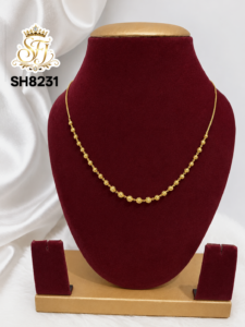 Gold look short chain