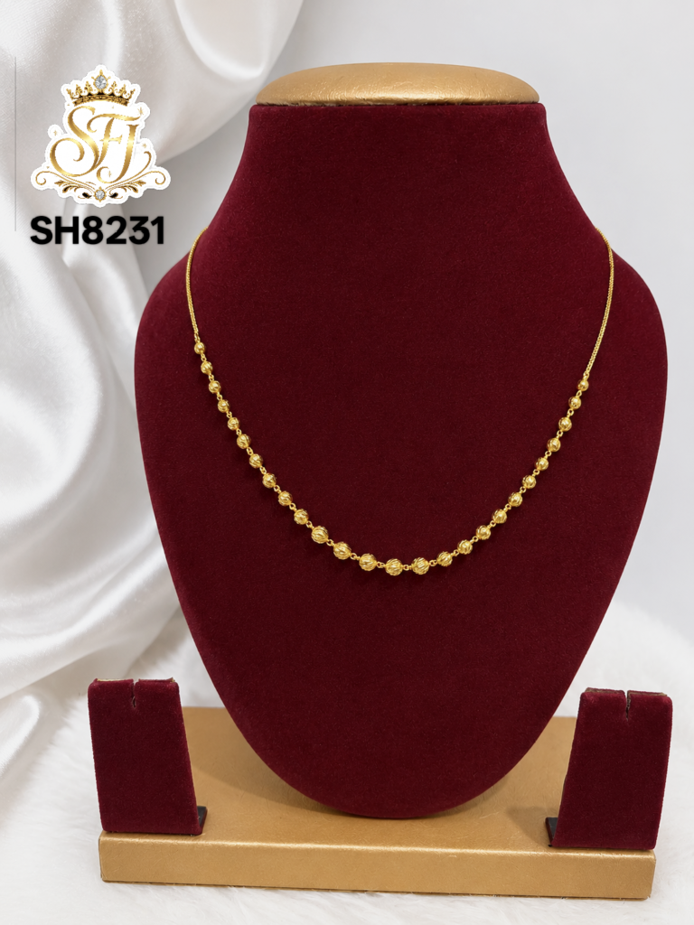 Gold look short chain