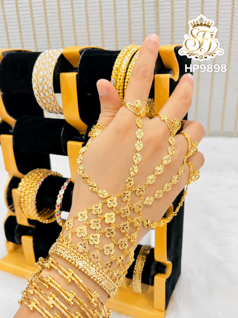 Gold plated hathpanja