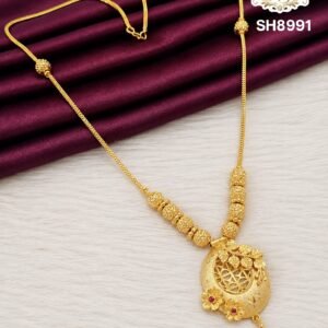 Floral pendant Chain