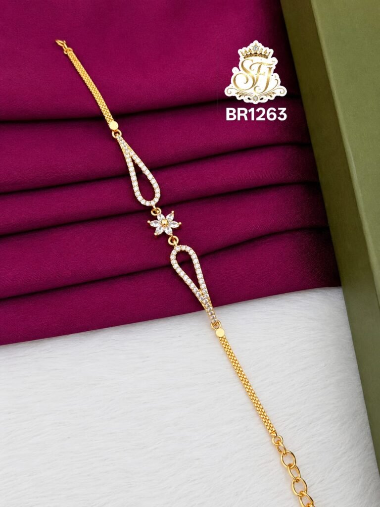 floral white stone bracelete