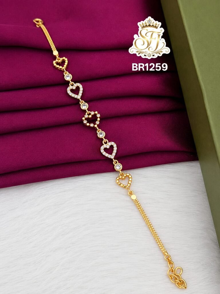 Royal Heart Bracelete