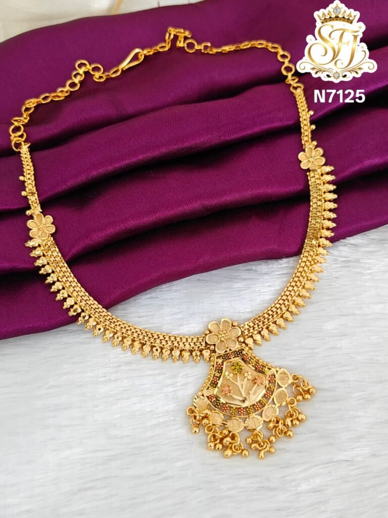 gold shine Necklace