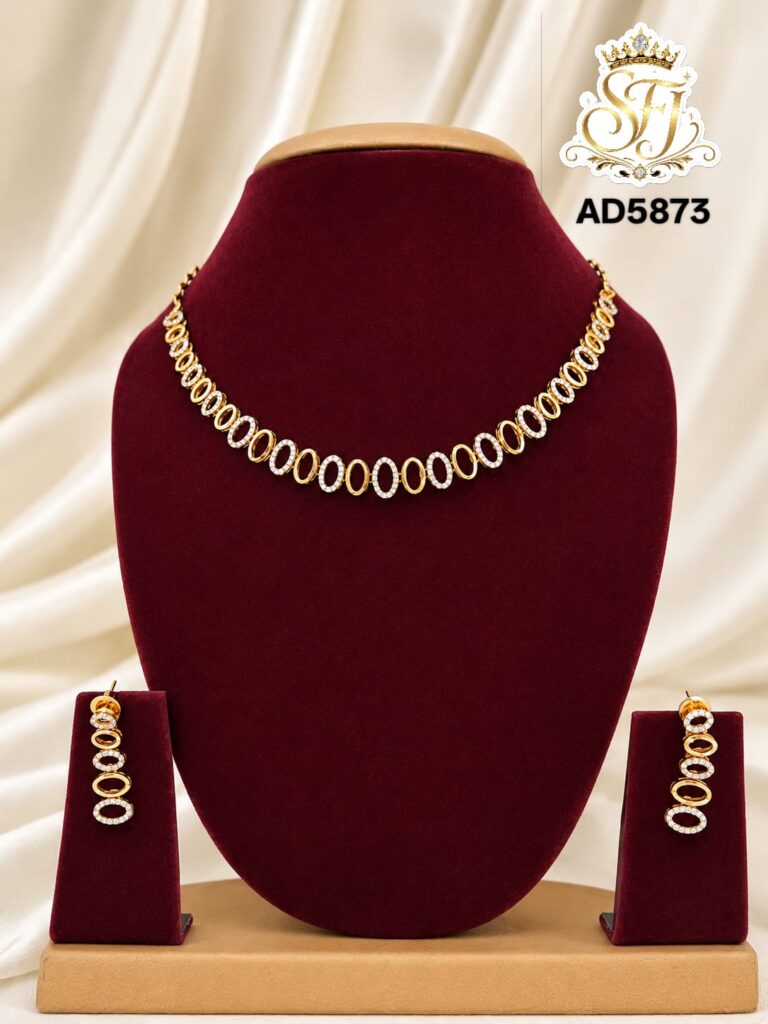 Royal Oval Diamond-Cut AD Necklace Set
