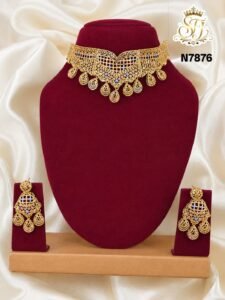 Royal Openwork Choker Set