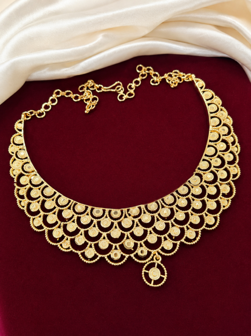 Wave pattern Necklace 1