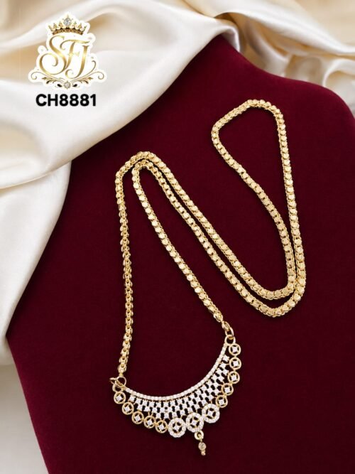 Gold covering short chain with sparkling AD stone pendant design for women.
