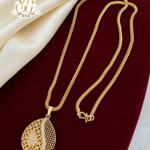 Elegant Gold Finish Designer Necklace