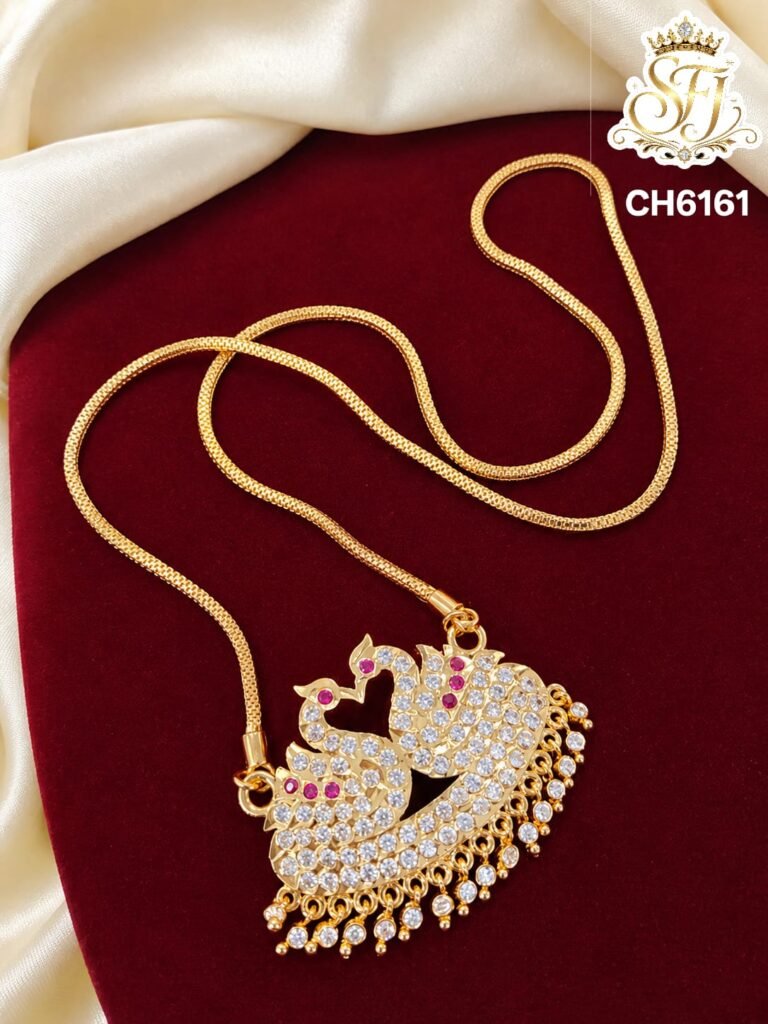 ELEGANT PEACOCK STONE CHAIN