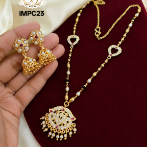 Pearl necklace with earring