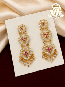 Ruby & White Stone Heart Design impone Long Earrings