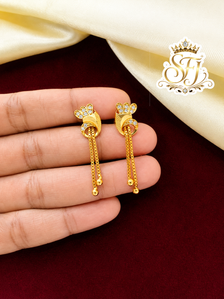 Gold look hanging earrings