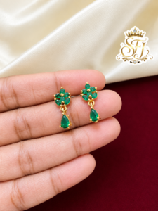 Emerald green drop earrings