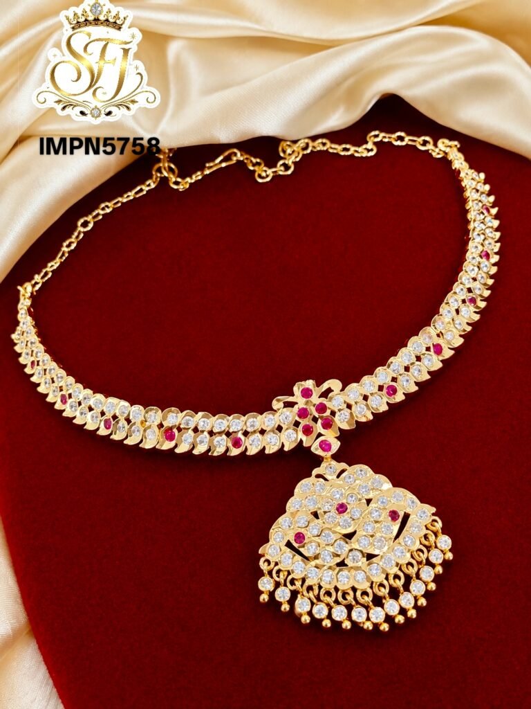 Traditional impone stone necklace.