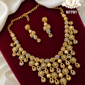 Elegant layered turkish tri color necklace