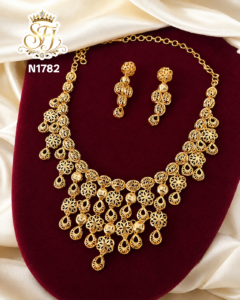Floral layered turkish necklace