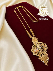 Beautiful short chain new model