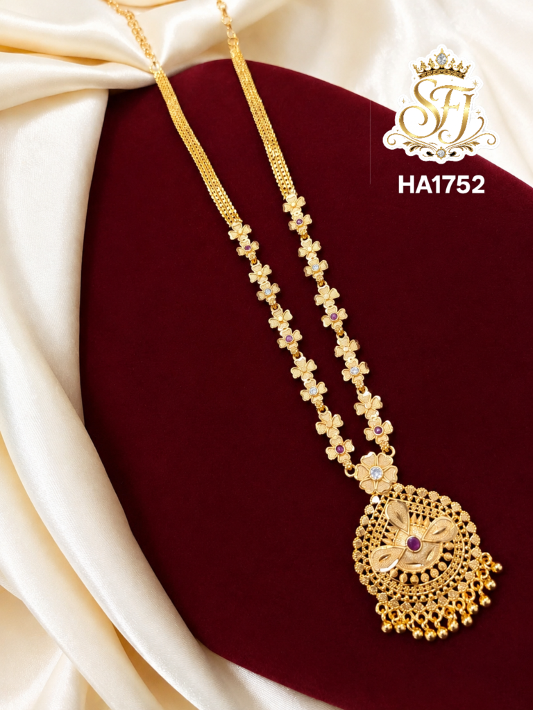 Trending gold look middle haram
