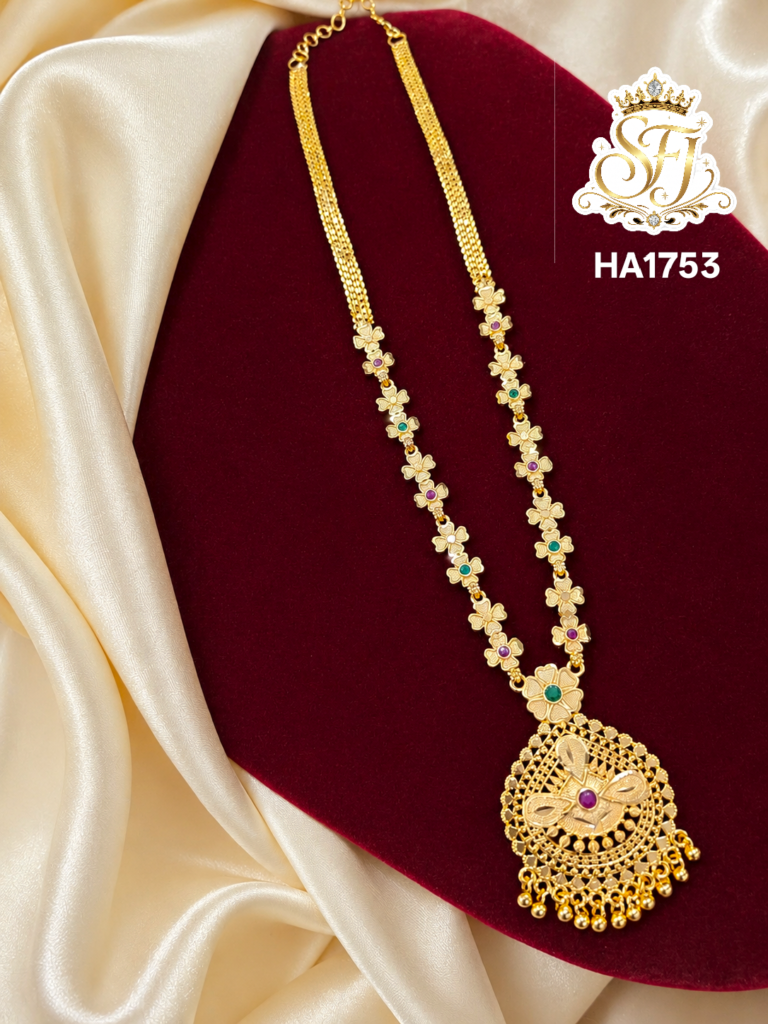 Traditional middle haram with ruby stone