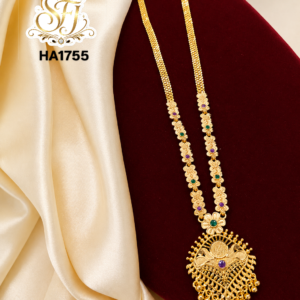 Traditional gold covering haram