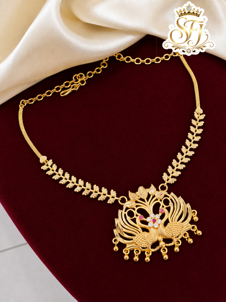 Peacock pendent necklace