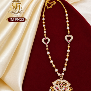 Elegant pearl necklace with earring